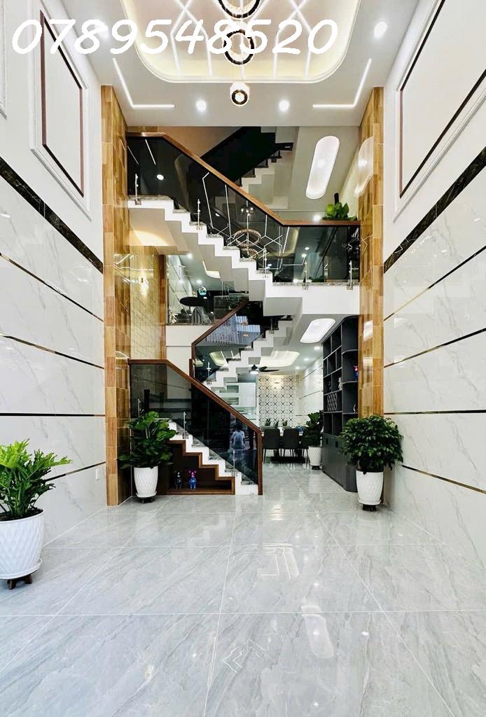 NHÀ 5 TẦNG CAO CẤP GẦN TÊN LỬA – KHU PHÂN LÔ ĐỒNG BỘ – FULL NỘI THẤT – SỔ HOÀN CÔNG 2025 4