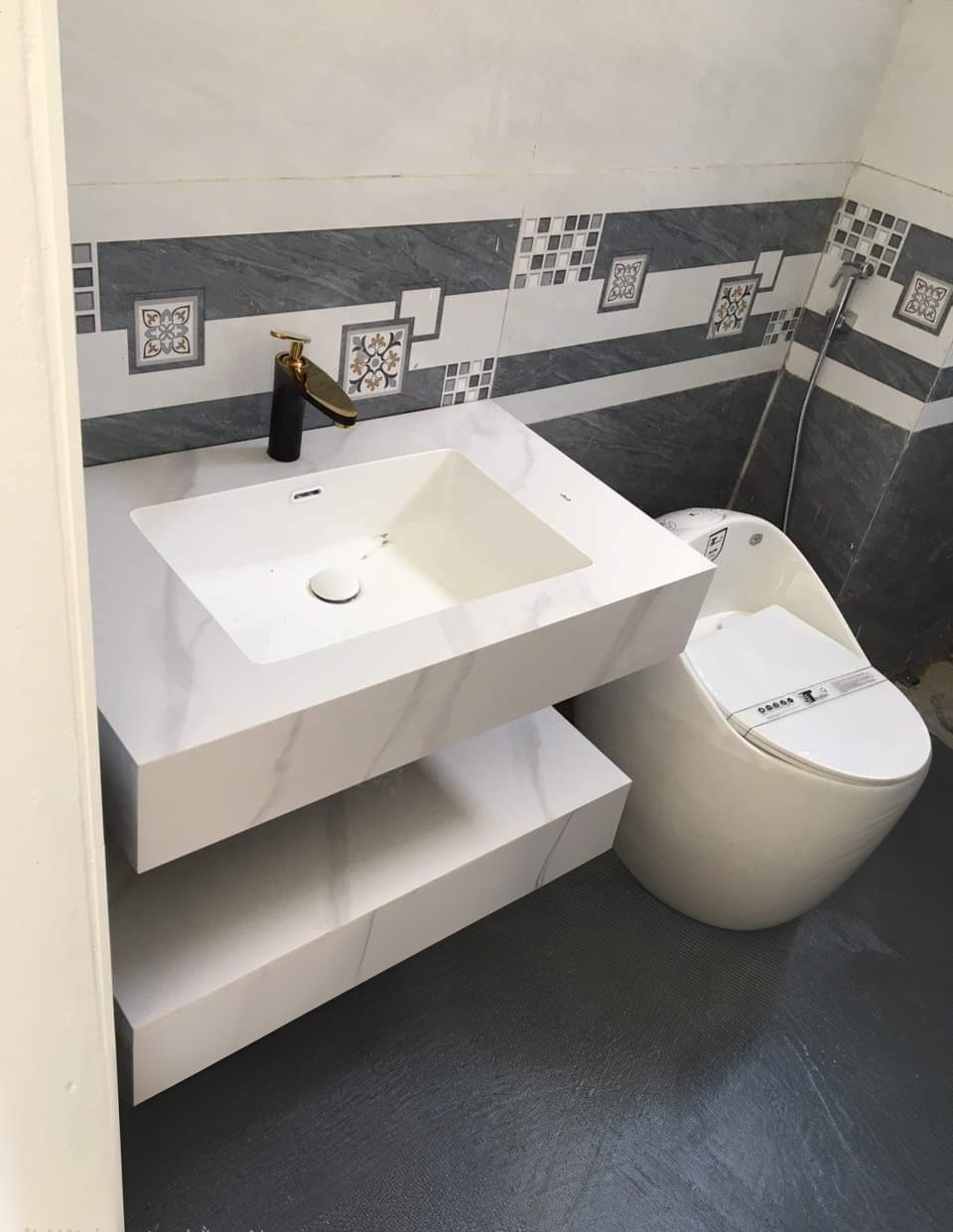 Mình cho thuê nhà hai cửa đi, mới, Trúc Bạch; vỉa hè 97m2* 4T- 30 Tr 2