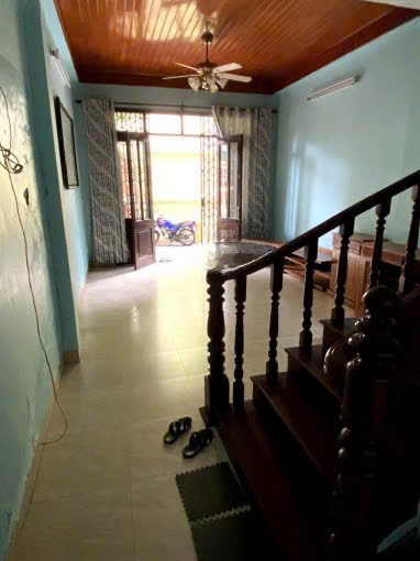 Cần cho thuê nhà ngõ 78 Duy Cầu Giấy 50m x 4T có 4 ngủ, ngõ ô tô, thông giá 18 triệu 2