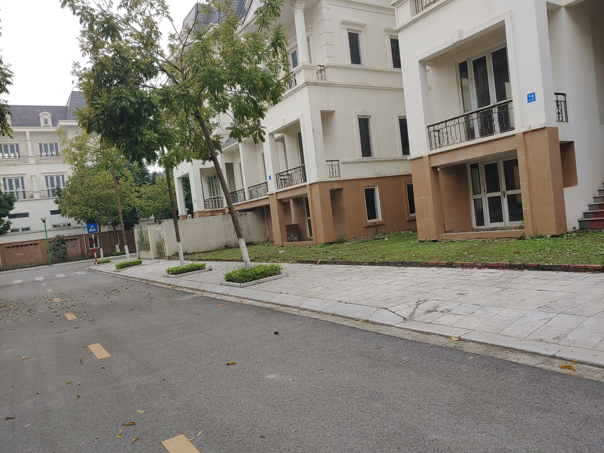 BIỆT THỰ 300M2 NV17, 2 MẶT ĐƯỜNG 12M KĐT LIDECO (0915458886) 2