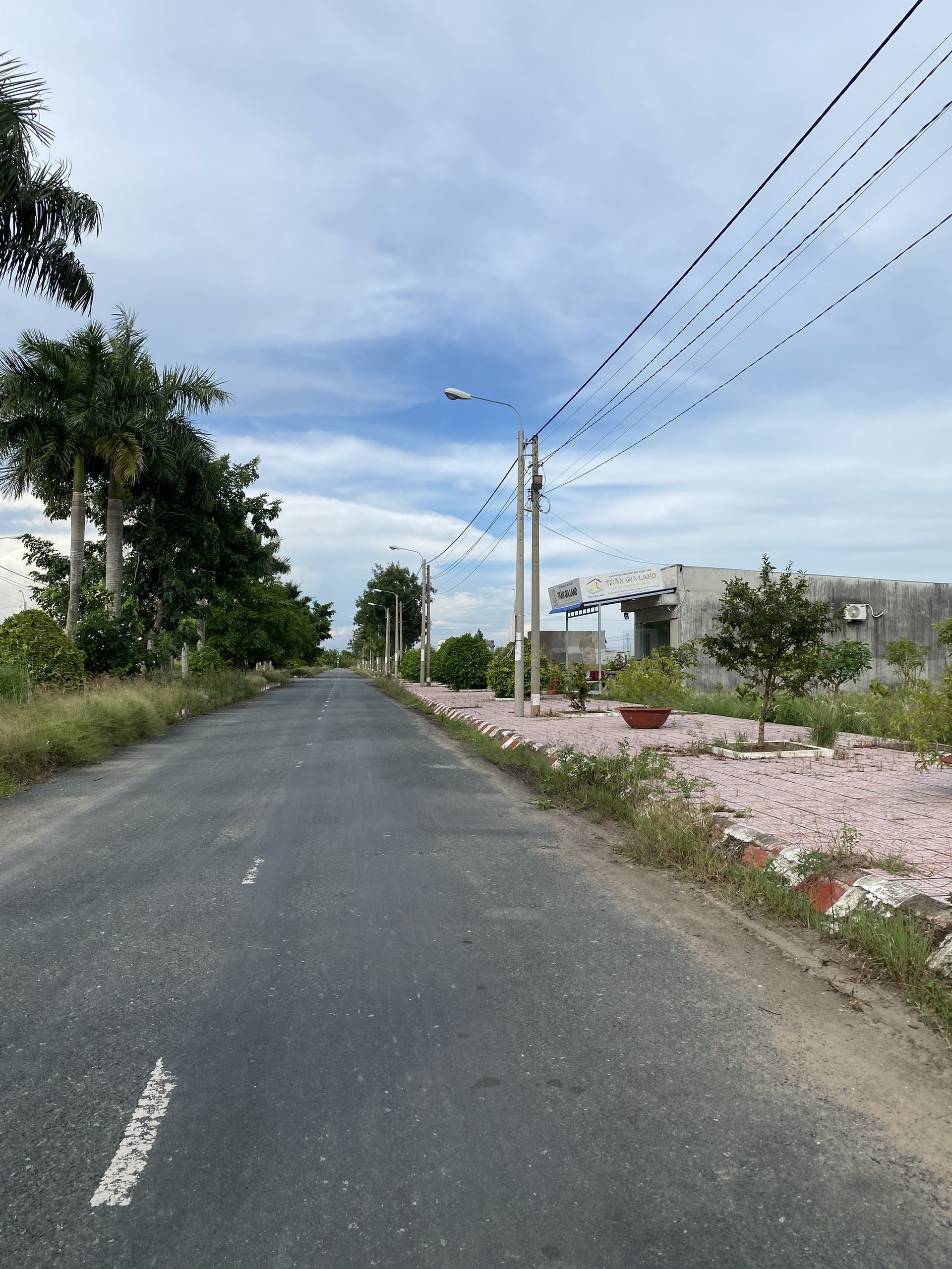 Đất nền kdc Phước Đông 100m2 giá bán lỗ 1 tỏi 350tr trục chính đs 1 3