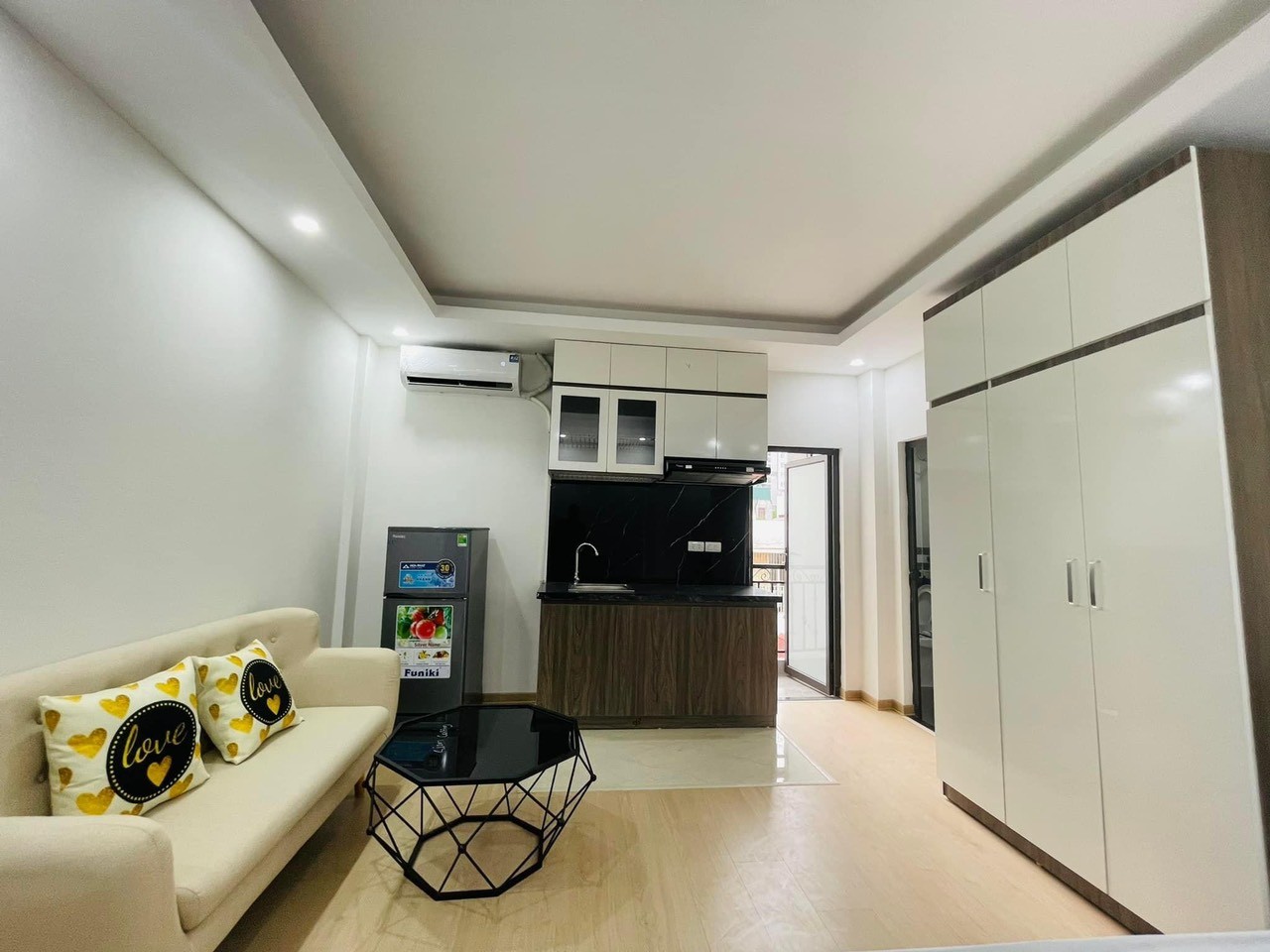 BÁN TÒA CHDV THANH XUÂN 80M2 7 TẦNG 18PKK DOANH THU CAO GIÁ CHỈ 18 TỶ