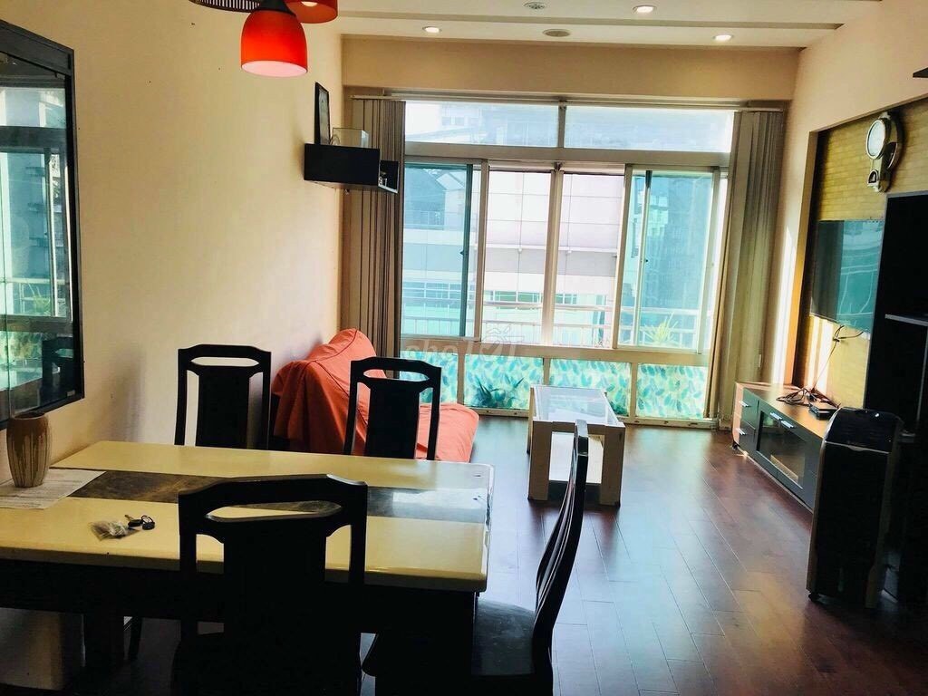 Cho thuê Căn hộ Tản Đà, Quận 5, Dt : 76 m2, 2PN, 2WC, Giá : 12 tr/th,