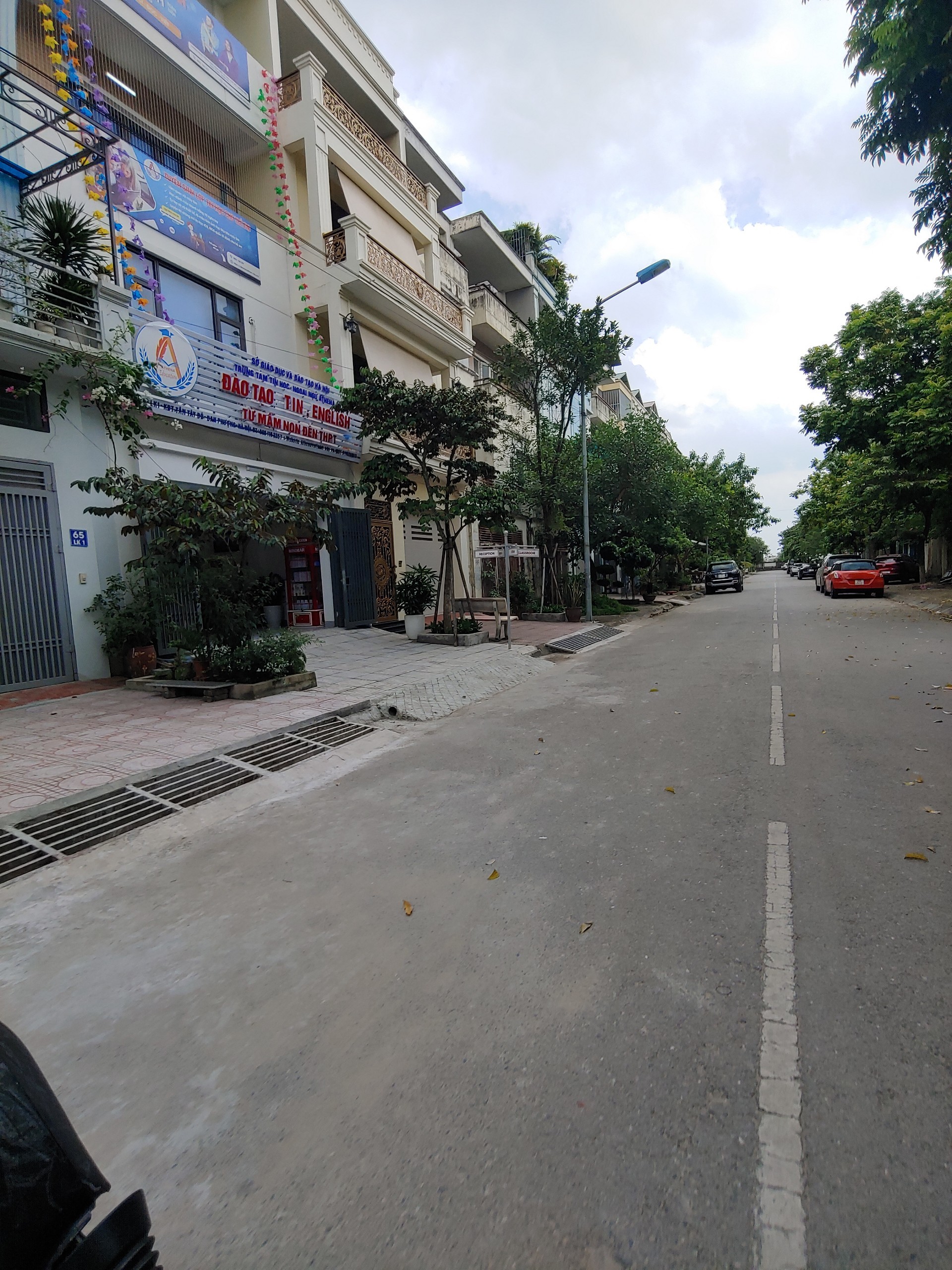 CẦN BÁN NHÀ HOÀN THIỆN MẶT ĐƯỜNG 27M TẠI KDT TÂN TÂY ĐÔ (0915458886) 4