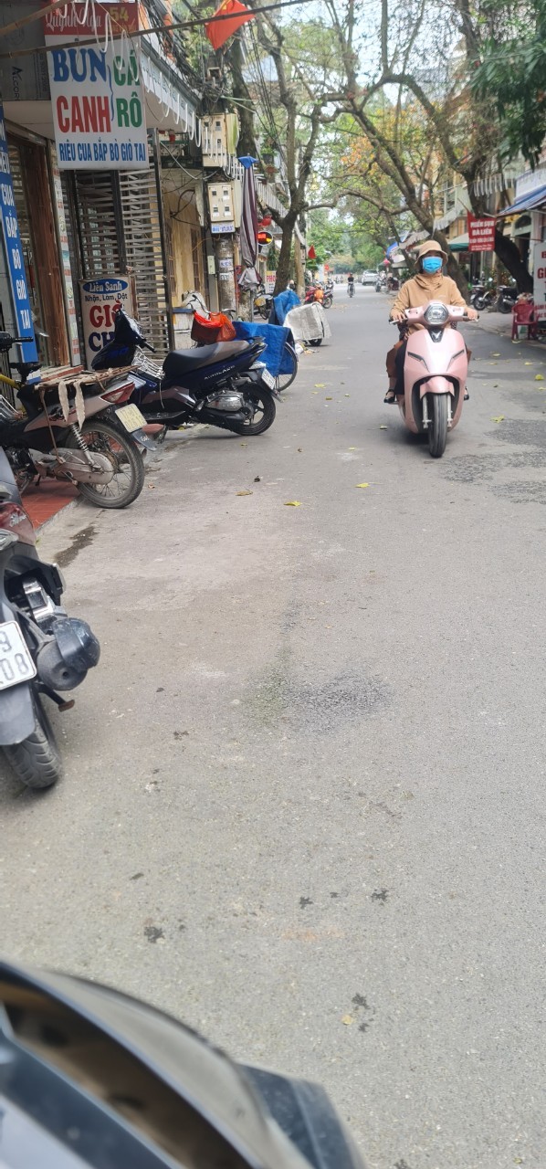 CỰC HIẾM – BÁN NHÀ 2 TẦNG MT 9.2,THÔNG SÀN MẶT QL39B – ĐÔNG HƯNG 3