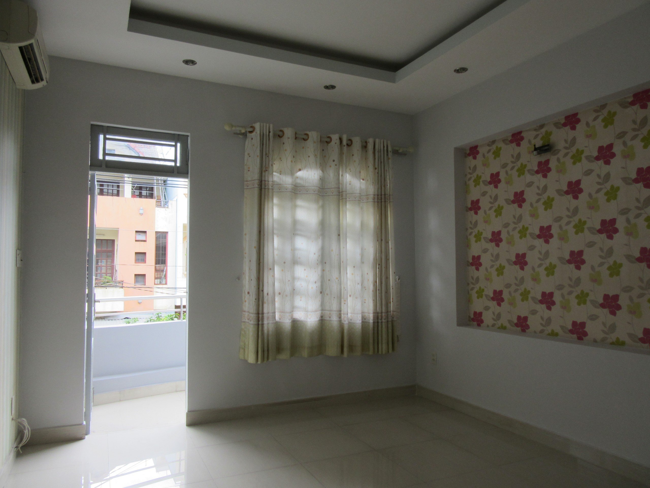 Cho thuê nhà đường Phan Huy Thực P.Tân Kiểng,Quận 7 dt 4x19m,2 lầu,4PN 3