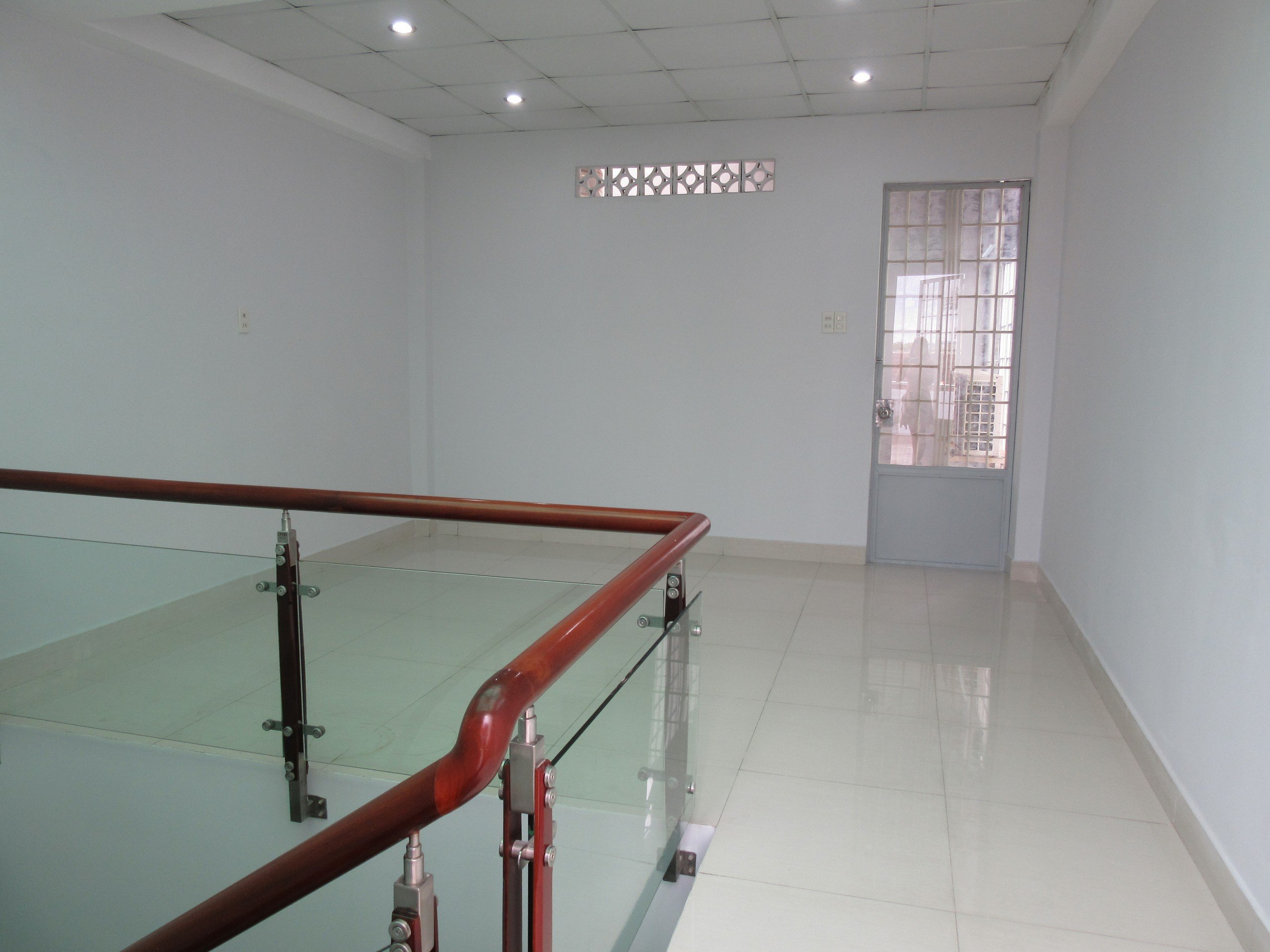 Cho thuê nhà đường Phan Huy Thực P.Tân Kiểng,Quận 7 dt 4x19m,2 lầu,4PN 5
