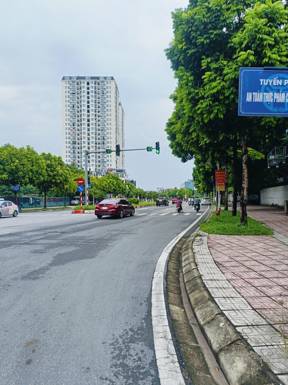 NGUYỄN SƠN - PHỐ VIP - DUY NHẤT 1 CĂN ĐỘC LẬP TẠI TRUNG TÂM PHỐ NGUYỄN SƠN - BỒ ĐỀ - LONG BIÊN 5