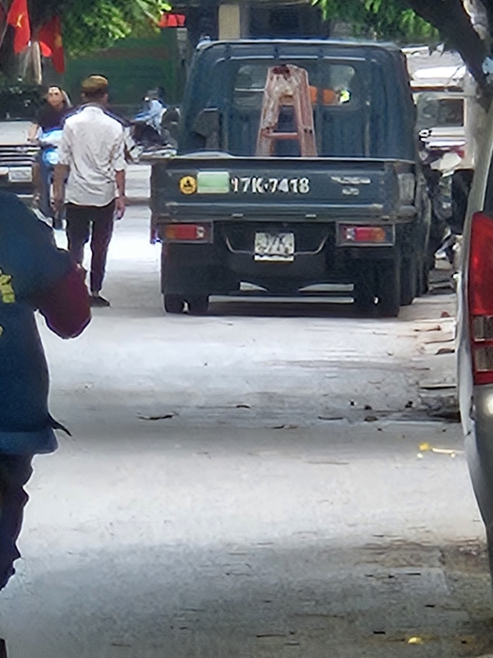 BÁN NHÀ MÁI BẰNG, ĐƯỜNG 39, KINH DOANH, DT 210M MT 7M GIÁ NHỈNH 2 TỶ. 3