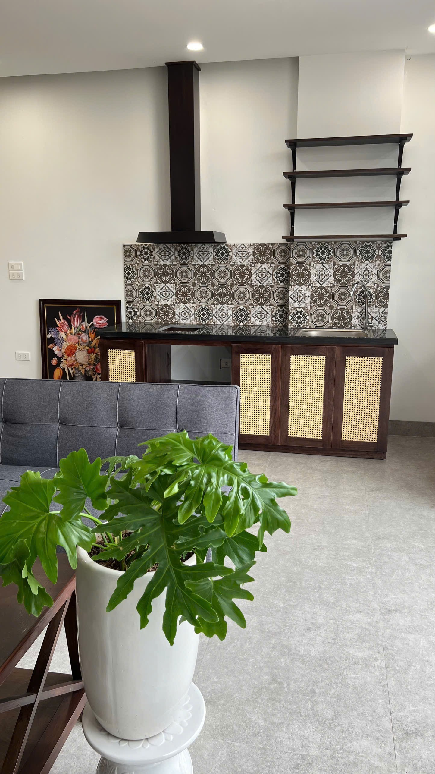 Cần bán tòa Căn hộ Dịch vụ Hồng Tiến Long Biên 135m2 7 tầng thang máy 160tr/th 2