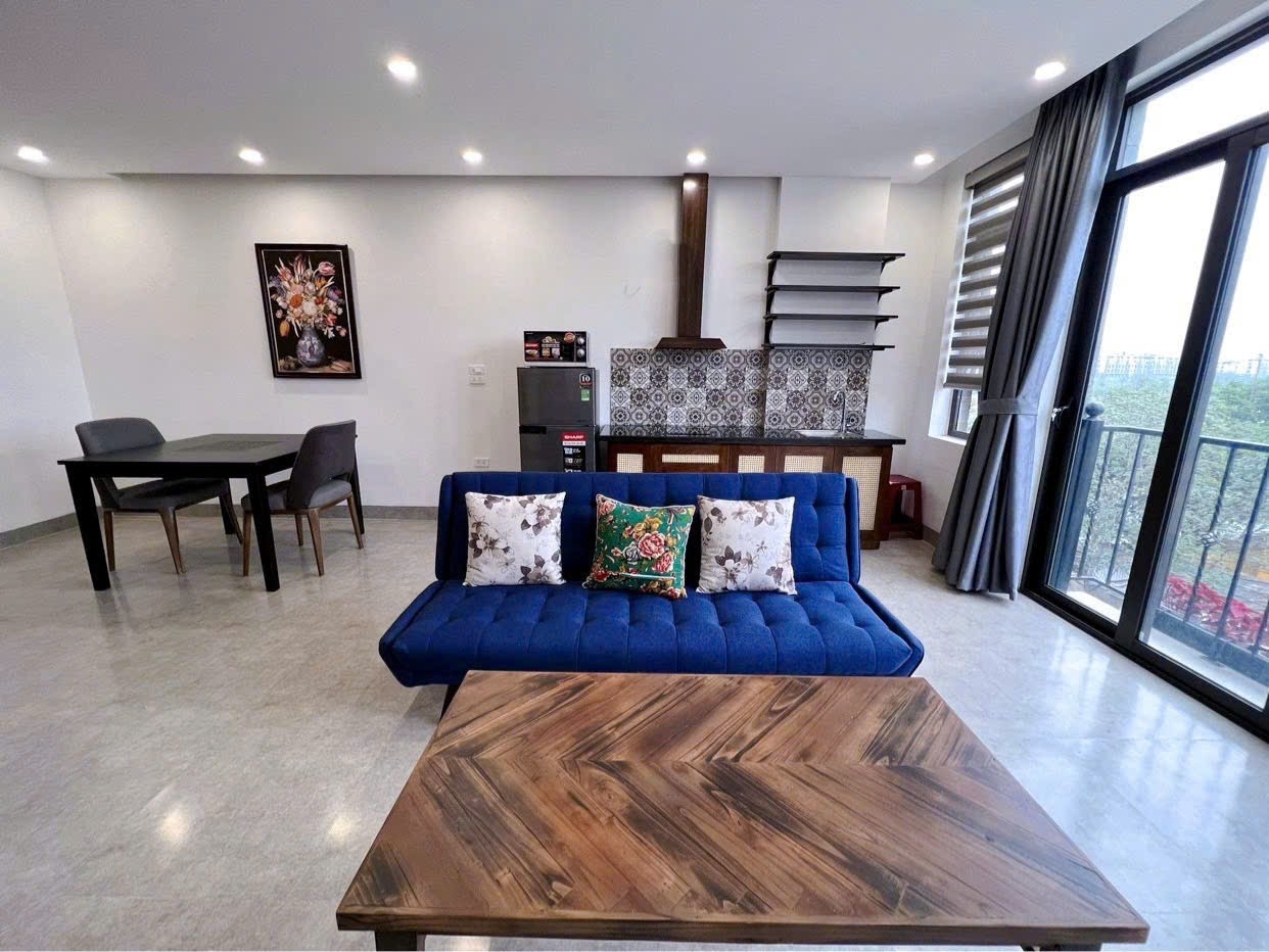 Cần bán tòa Căn hộ Dịch vụ Hồng Tiến Long Biên 135m2 7 tầng thang máy 160tr/th 3
