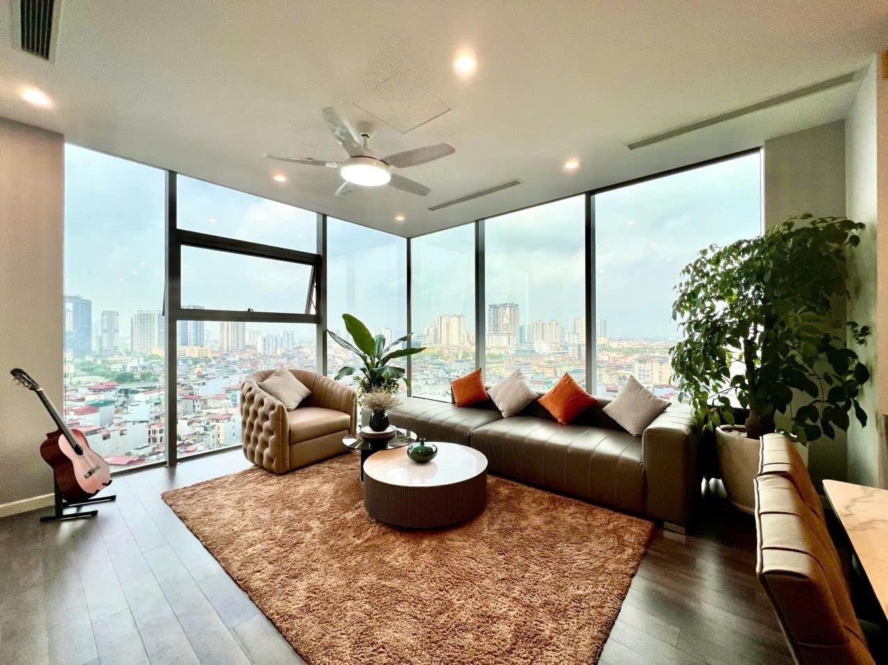 Cần bán Căn hộ chung cư đường Xuân Thủy, Phường Dịch Vọng Hậu, Diện tích 95m², Giá Thương lượng 3