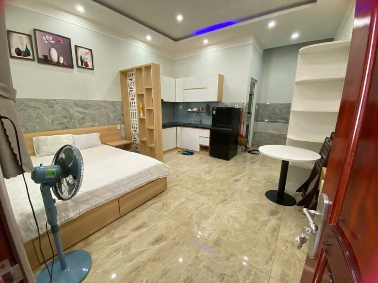 Cho thuê căn hộ đầy đủ nội thất ngay đường Phan Trung 5tr 3
