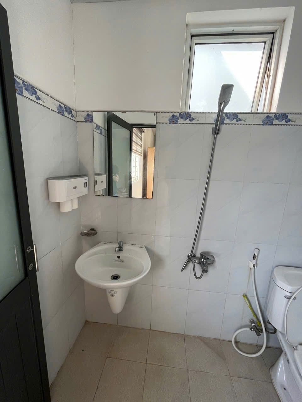 Cho thuê căn góc Cường Thuận 2PN đủ nội thất 4