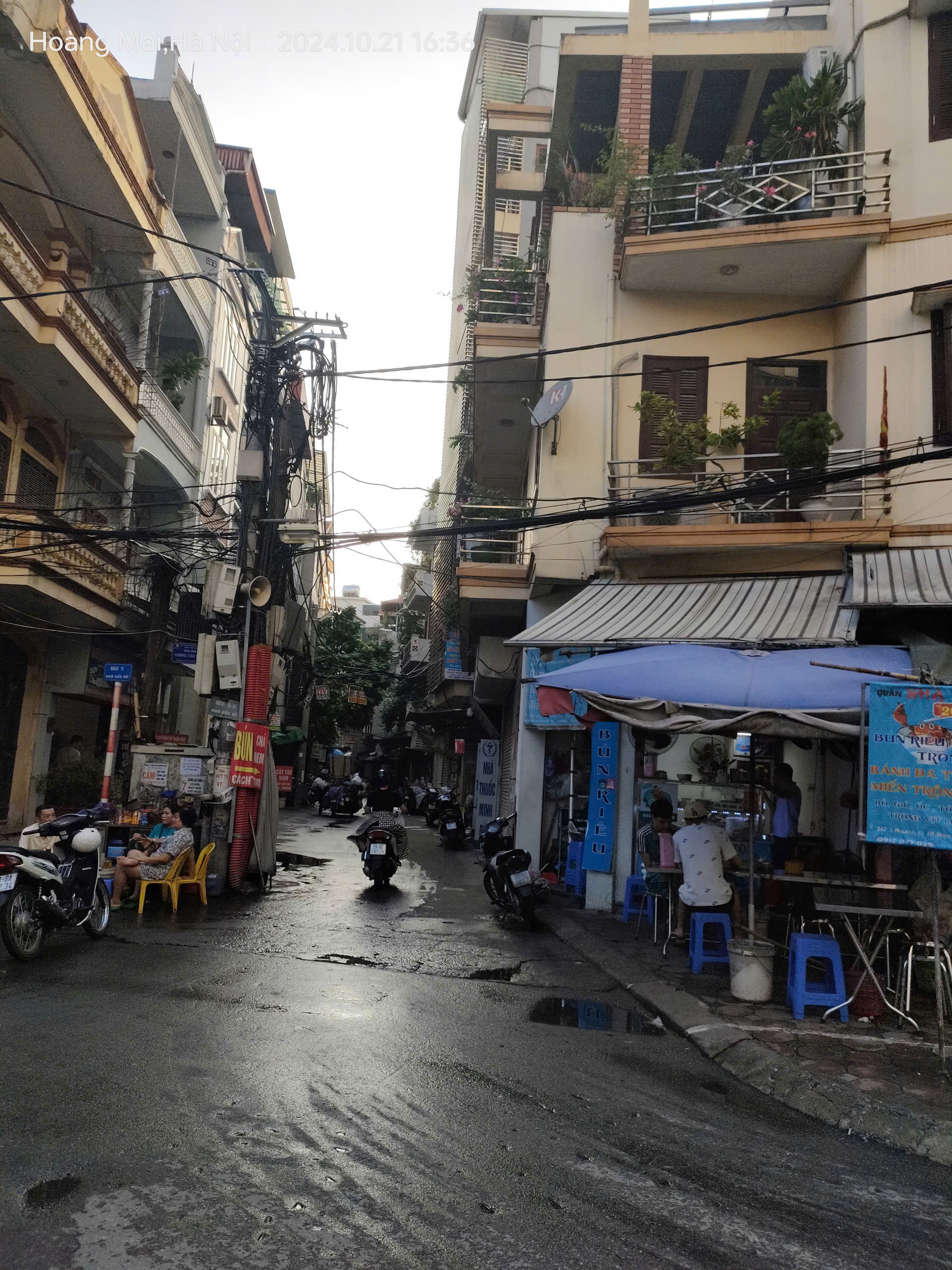 3 ngày 4 khách đàm phán mặt phố Phúc Tân 40m/43m, 3 tầng, mặt tiền 3.4m, 12 tỷ Hoàn Kiếm. 4
