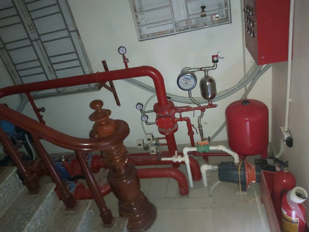Cho thuê MP Ngô Xuân Quảng.Gia Lâm, Hà Nội, 100m2x6T, MT 8m, thang máy, tầng hầm, PCCC vị trí KD 5