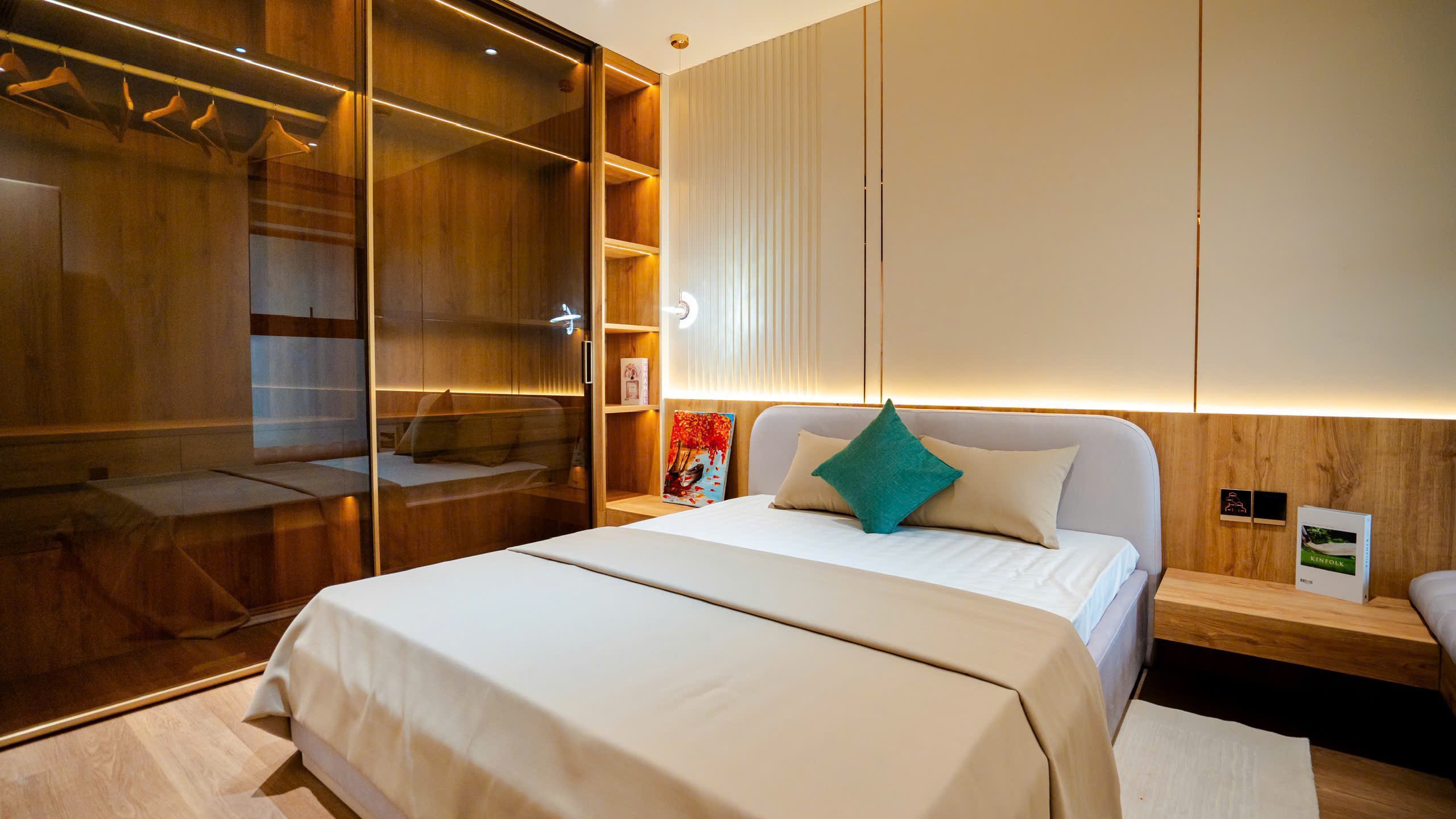 Duy nhất căn 2PN 65m2 khu vực Ecopark đang có mức giá tốt nhất. Chỉ 4 đồng. 5