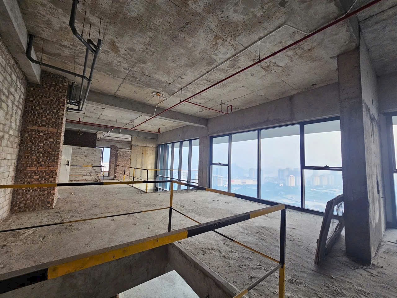 BÁN PENTHOUSE SIÊU PHẨM – VIEW TRỌN HỒ TÂY & SÔNG HỒNG  SUNSHINE GOLDEN RIVER – CIPUTRA 3
