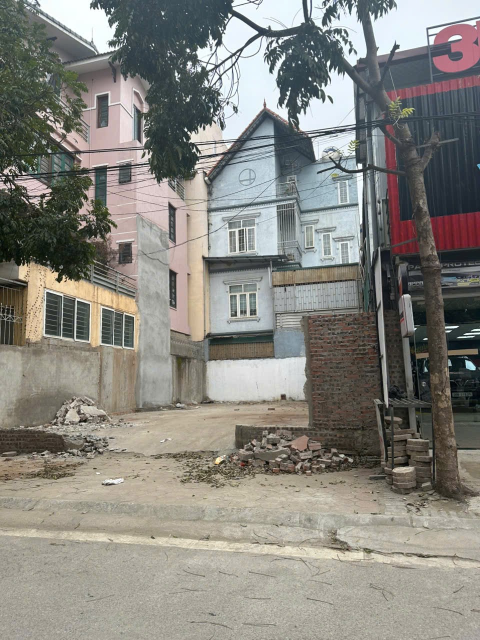 Cần bán Đất đường Lạc Long Quân, Phường Xuân La, Diện tích 350m², Giá 96 Tỷ 2