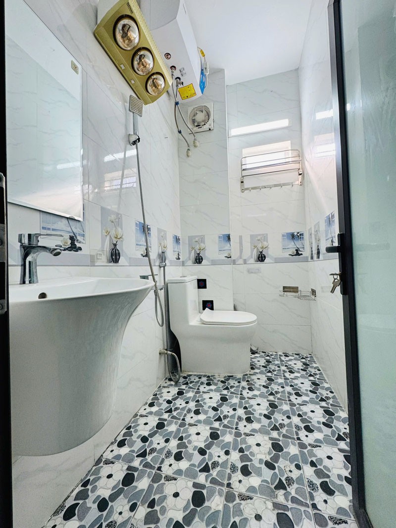 Bán Gấp Nhà 4,5 Tầng 48,2m2 Thạch Bàn - Ô Tô Tránh Gần Kề, Gần Chợ Đồng Dinh, Sổ Đỏ Sẵn Sàng! 9
