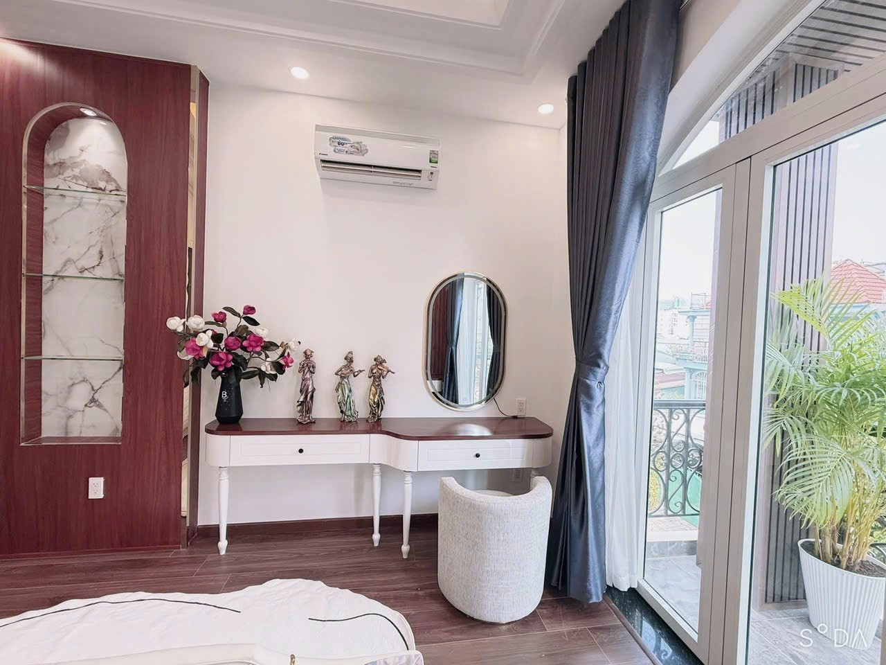 Bán nhà đường số 43 P.Bình Thuận,Quận 7 dt 4x20m,4 lầu, st mới đẹp 3