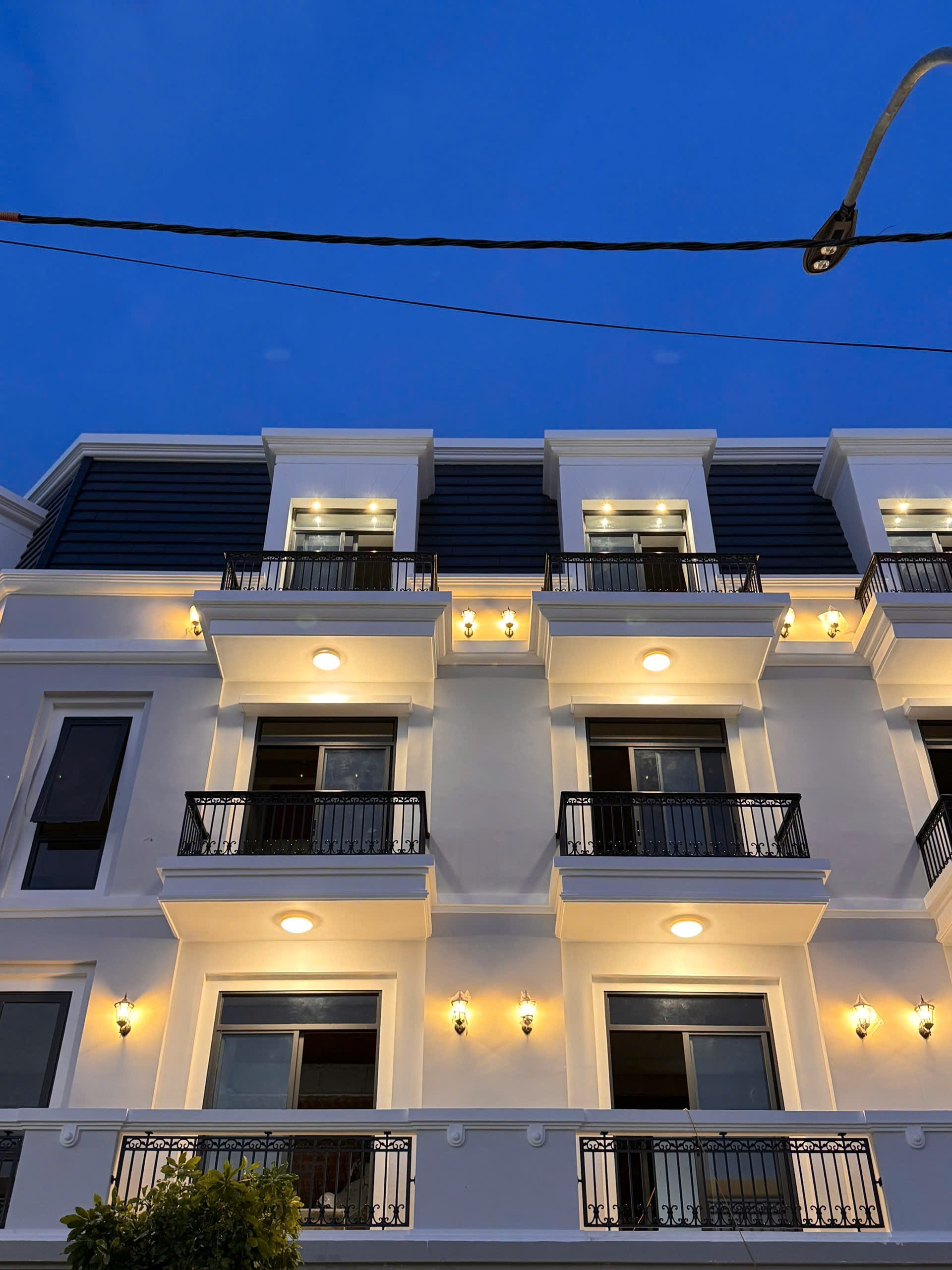 Bán nhà bốn tầng ở Khu đô thị Biển Bình Sơn Khánh Hoà 3