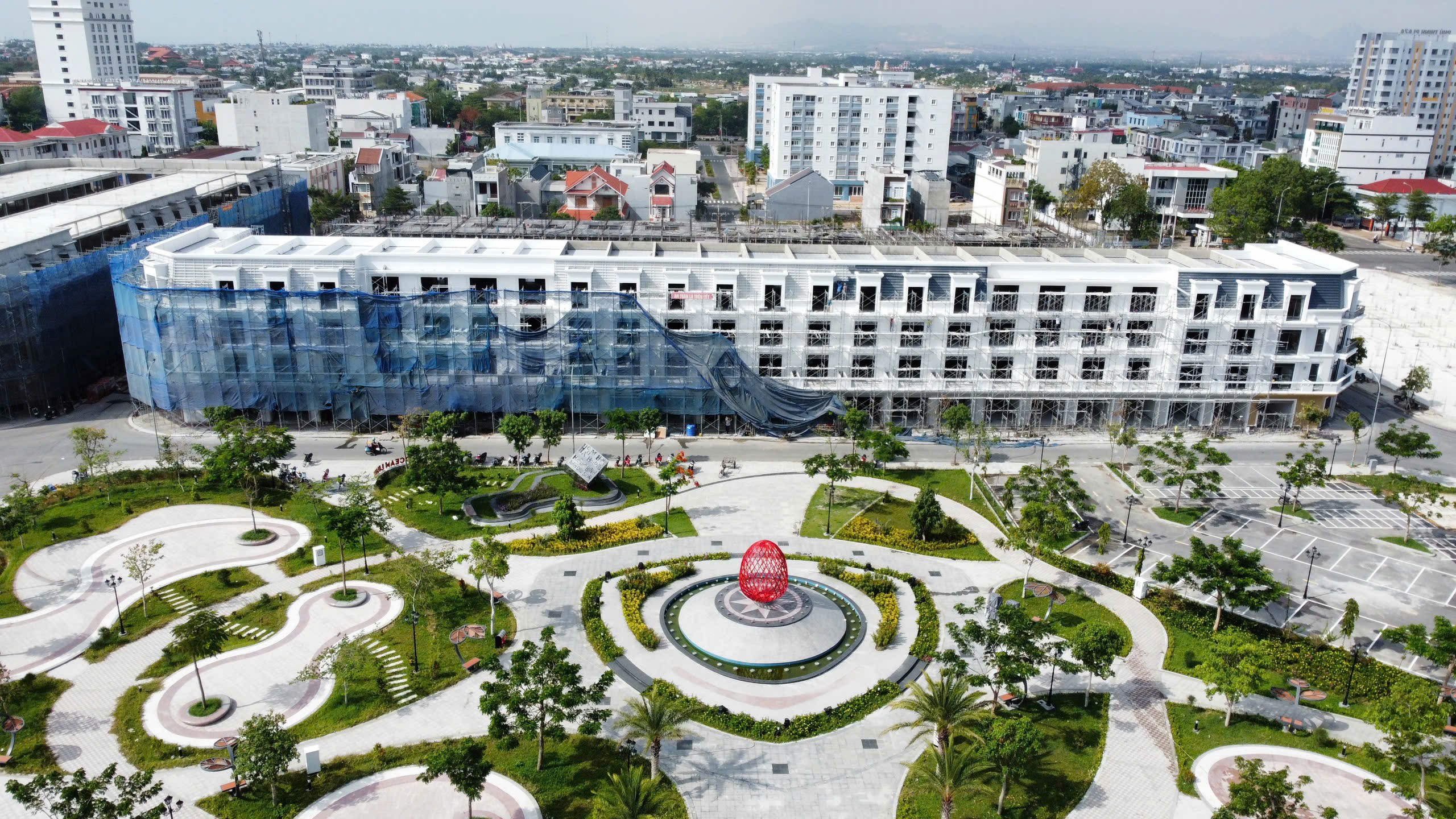 Bán nhà bốn tầng ở Khu đô thị Biển Bình Sơn Khánh Hoà 7