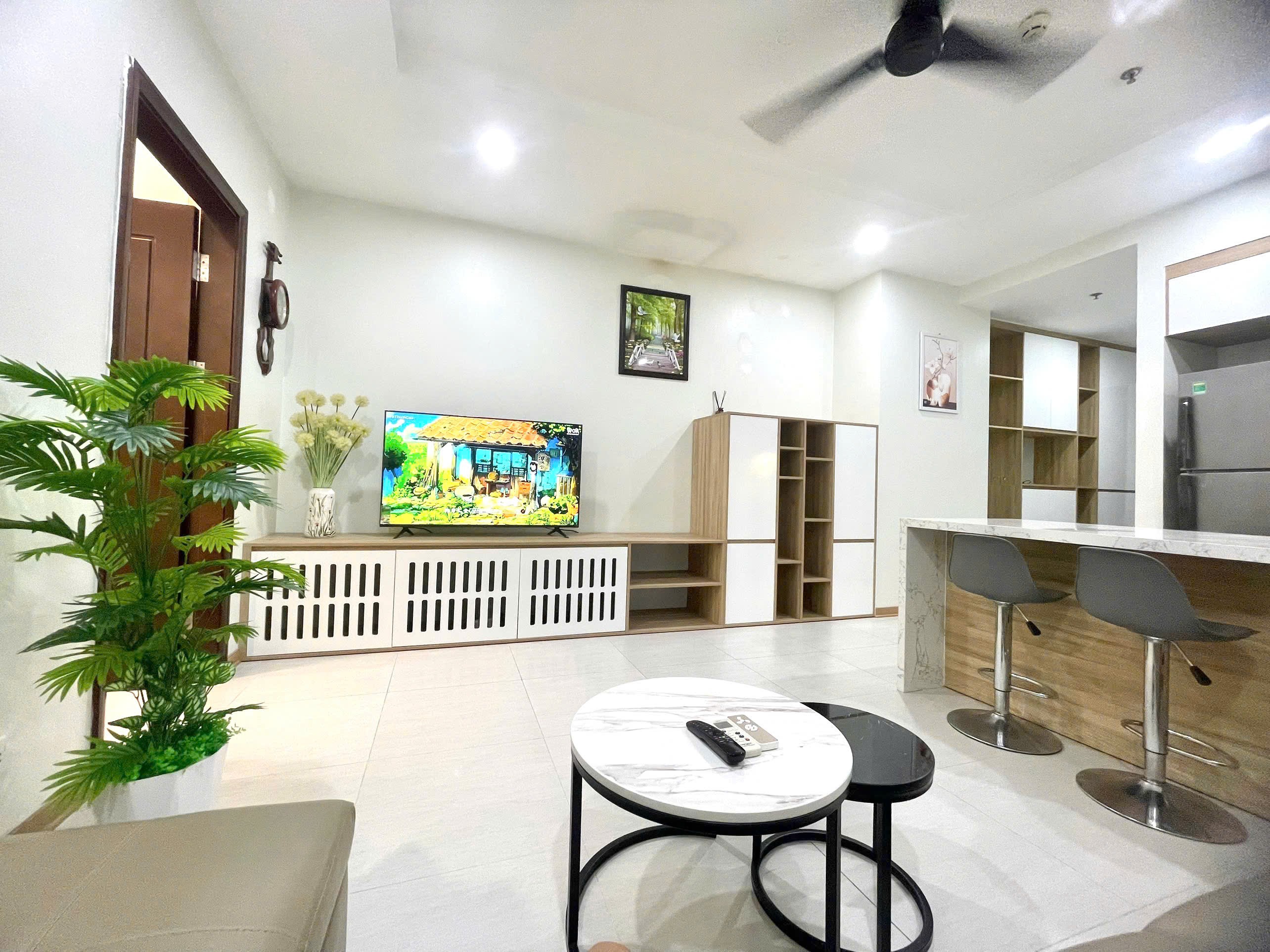 Cho thuê căn hộ dịch vụ Homestay Times City – Sang, xịn, tiện nghi 2