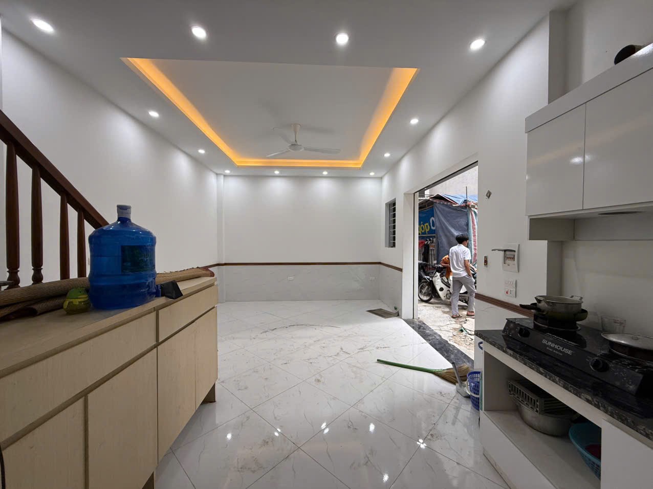 Bán nhà Lai Xá, Hoài Đức, 30m, 5 tầng, ngõ ô tô đỗ gần, sát cạnh QL 32