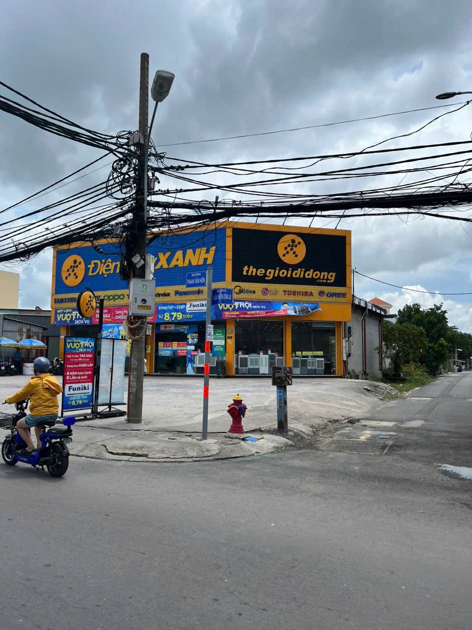 BÁN NHÀ (15x47) MẶT TIỀN PHAN VĂN HỚN – CHO THUÊ NHÀ SÁCH NGUYỄN VĂN CỪ 4