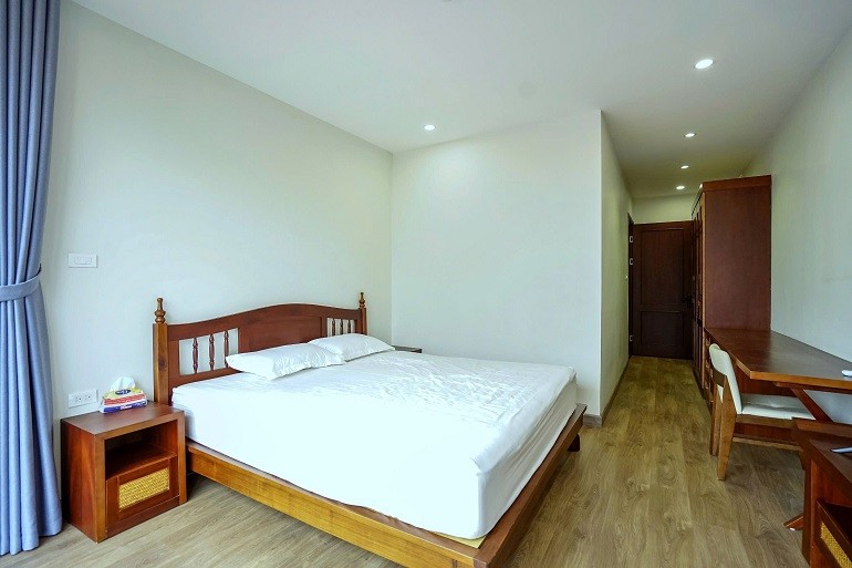 Cho thuê căn hộ thông tầng cao cấp, rộng 190m2, 3PN tại Xuân Diệu, Tây Hồ, đầy đủ nội thất 4