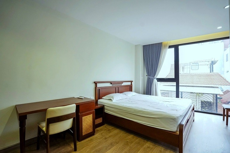 Cho thuê căn hộ thông tầng cao cấp, rộng 190m2, 3PN tại Xuân Diệu, Tây Hồ, đầy đủ nội thất 6