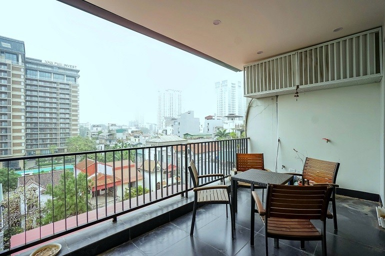 Cho thuê căn hộ thông tầng cao cấp, rộng 190m2, 3PN tại Xuân Diệu, Tây Hồ, đầy đủ nội thất 7
