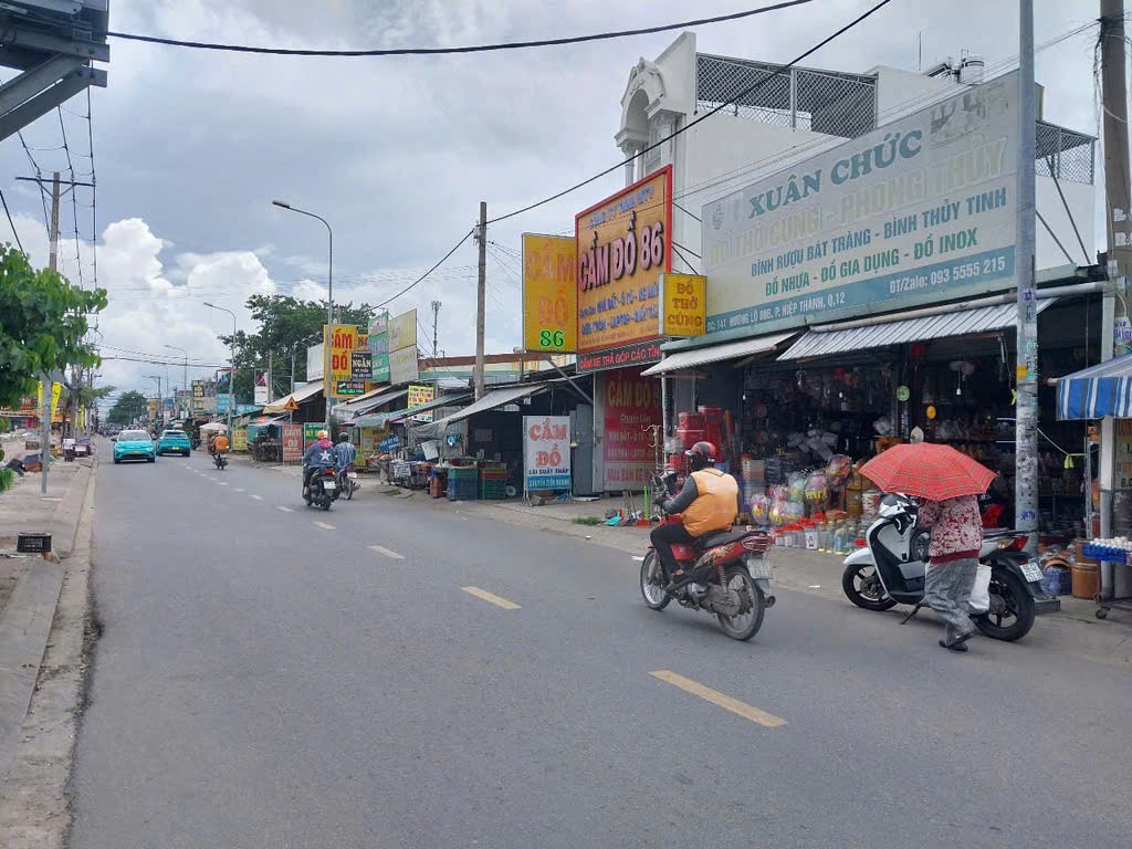 BÁN NHÀ (4x27) MẶT TIỀN NGUYỄN ẢNH THỦ, QUẬN 12 – DIỆN TÍCH 100m² – SỔ RIÊNG. 2