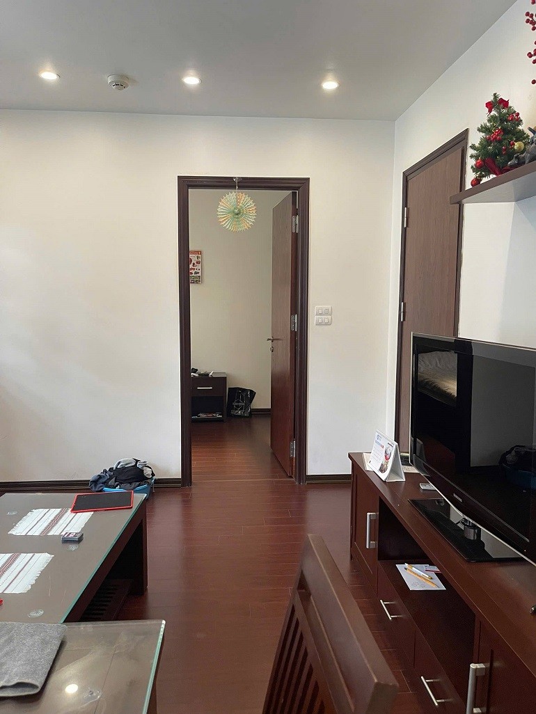 Cho thuê căn hộ 1PN rộng 60m2 tại Vũ Thạnh, Đống Đa, đầy đủ nội thất