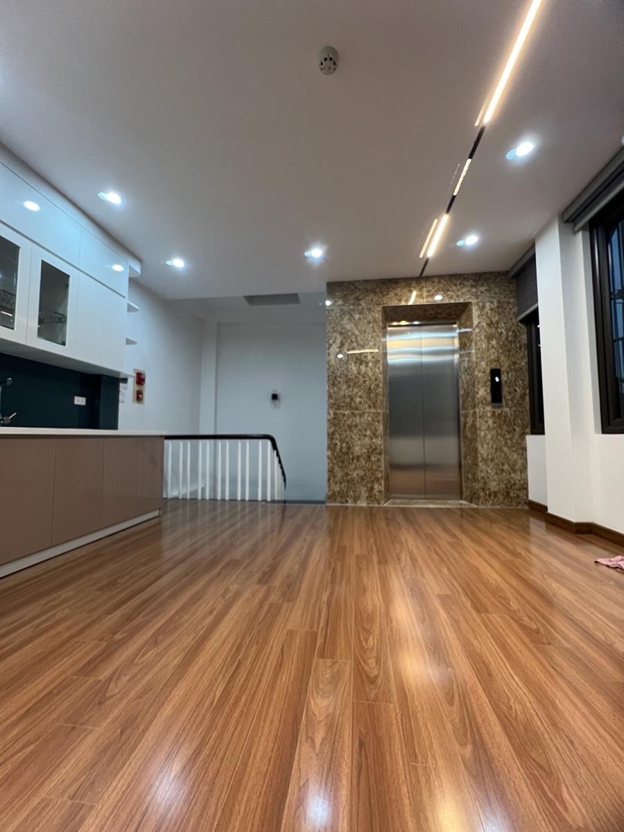SIÊU PHẨM TUYỆT CHỦNG - 2 NHÀ RA PHỐ - VỊ TRÍ ĐẸP - VỪA Ở VỪA CHO THUÊ 40M2*5T 3