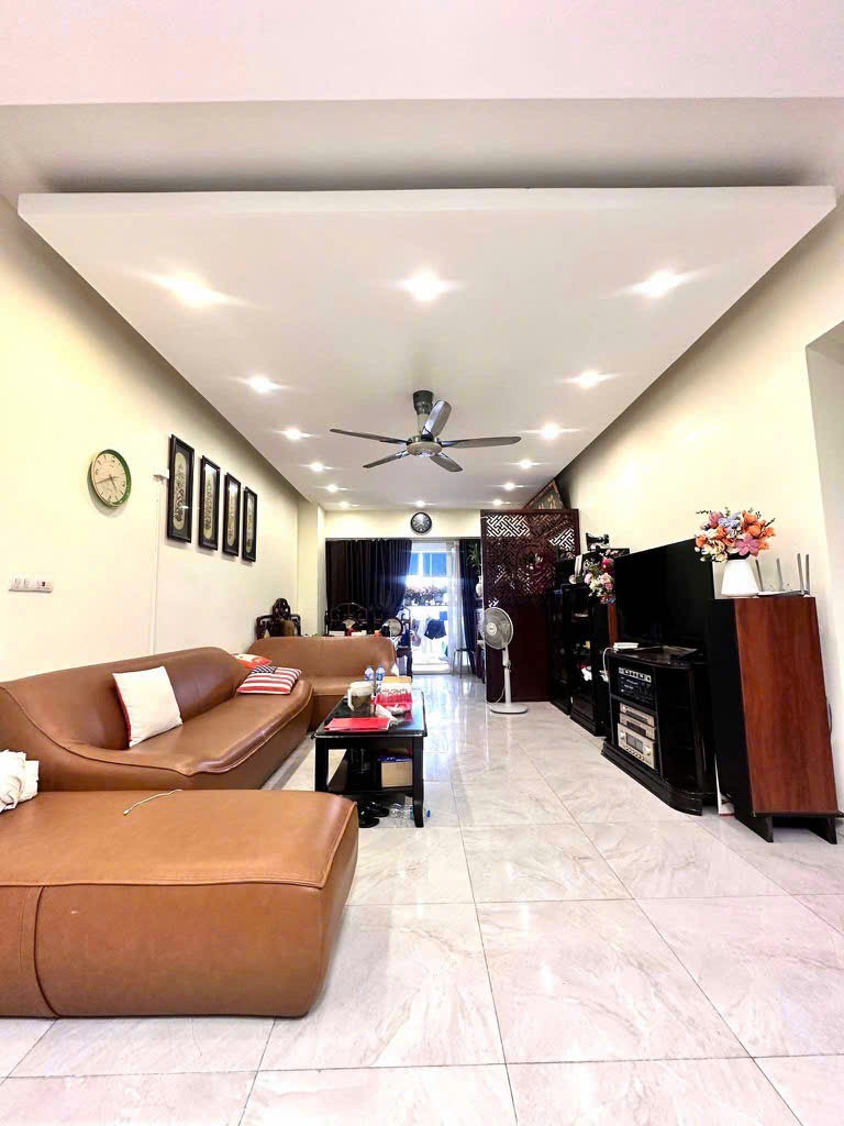 Nhà Phú Thượng – 35m2 x 5 tầng – GẦN CẦU NHẬT TÂN – GIÁ 7.9 TỶ