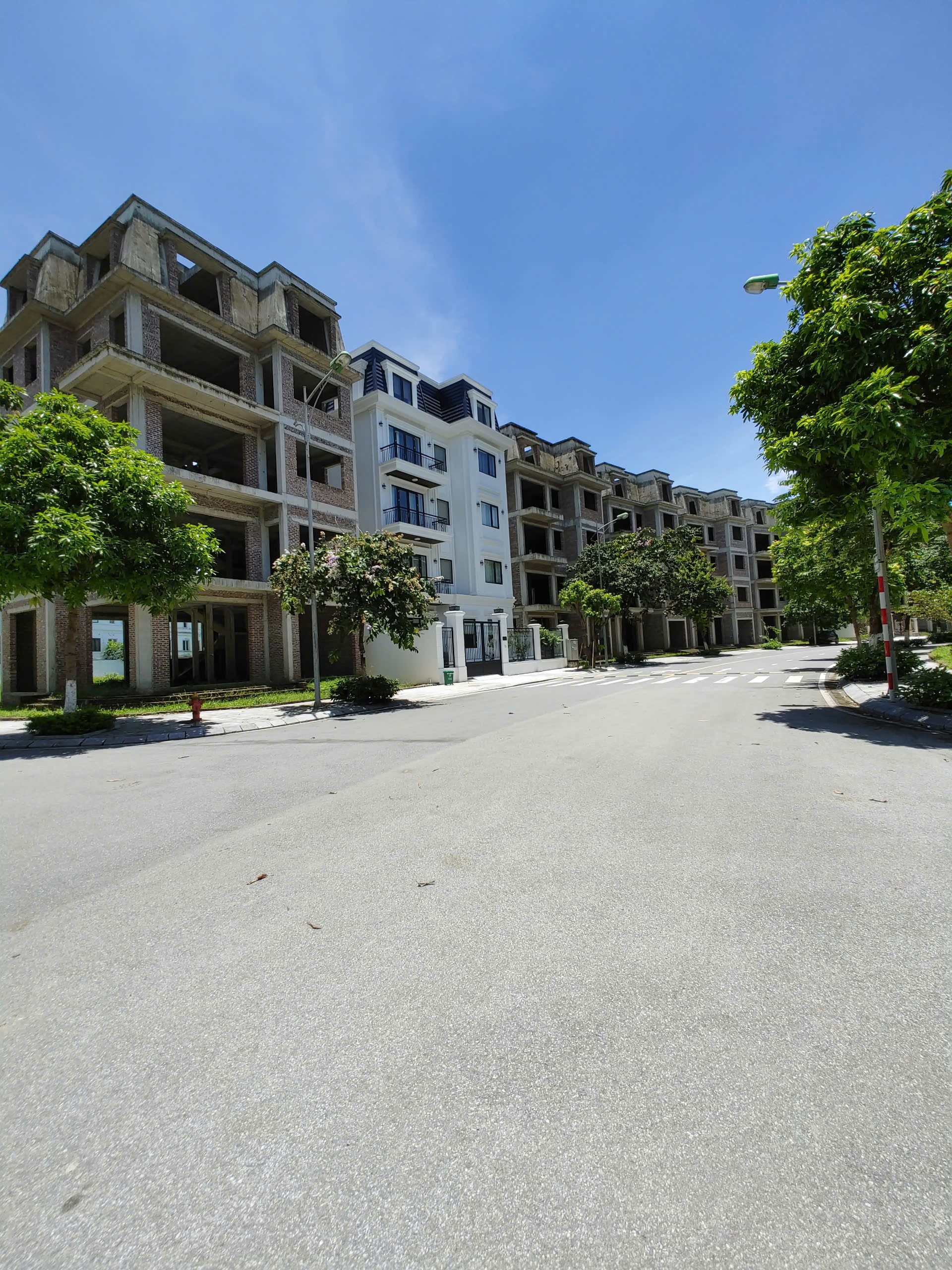 NHÀ BIỆT THỰ MẶT TIỀN ĐƯỜNG 17M, NV36 KĐT LIDECO – BẮC QUỐC LỘ 32 (0915458886) 3