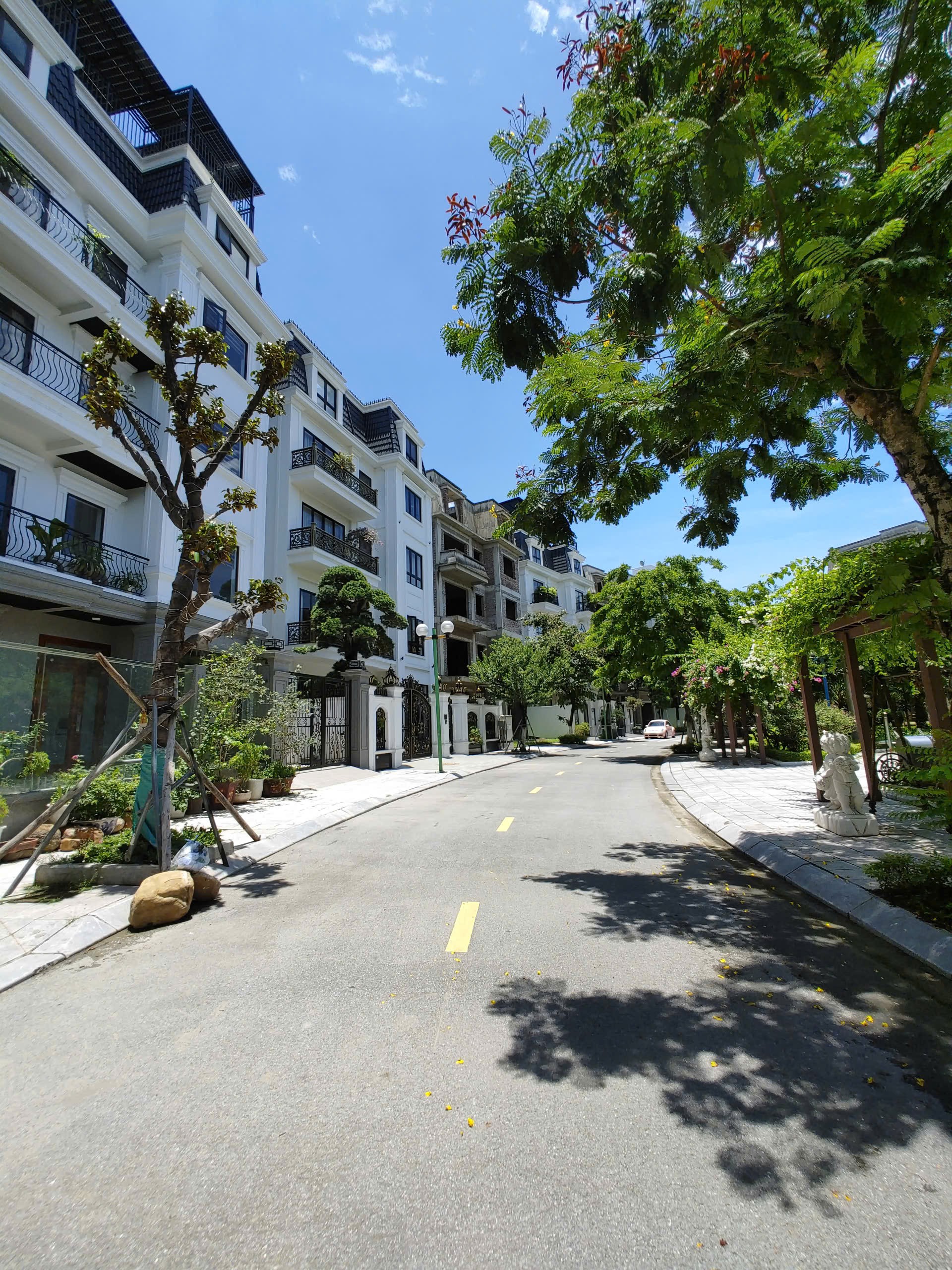 BIỆT THỰ ĐỈNH CAO HAI MẶT TIỀN ĐƯỜNG -  VIEW HỒ ĐIỀU HÒA KĐT LIDECO (0915458886) 3