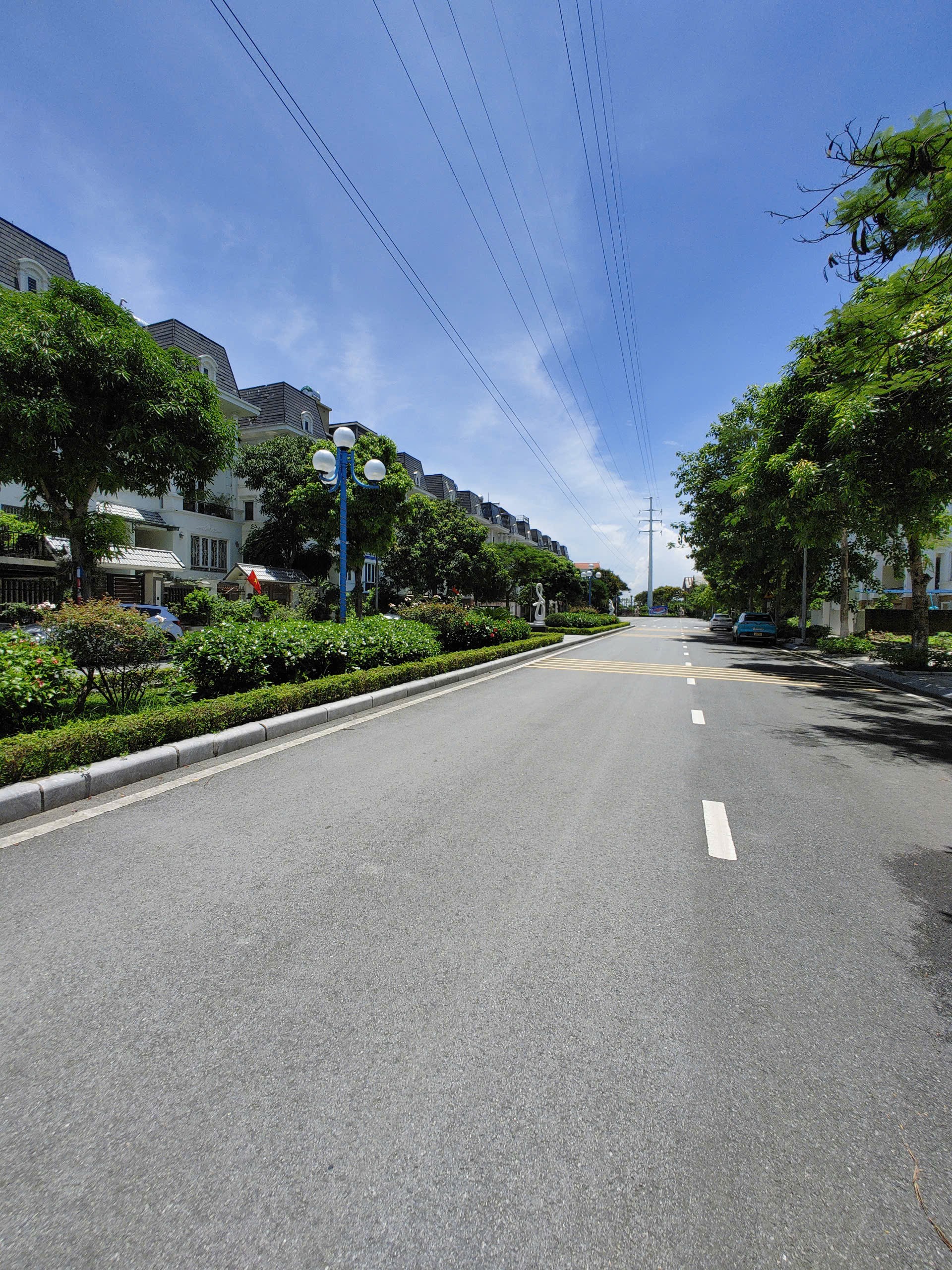 BIỆT THỰ TRIỆU ĐÔ VIEW HỒ VÀ CÔNG VIÊN KĐT LIDECO(0915458886) 4