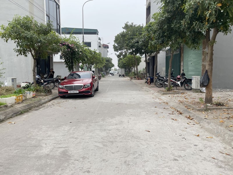 Chính chủ bán đất 60m2 TĐC Trâu Quỳ – Vị trí Kim Cương, sát bệnh viện, cách Vin Gia Lâm chỉ 700m! 2