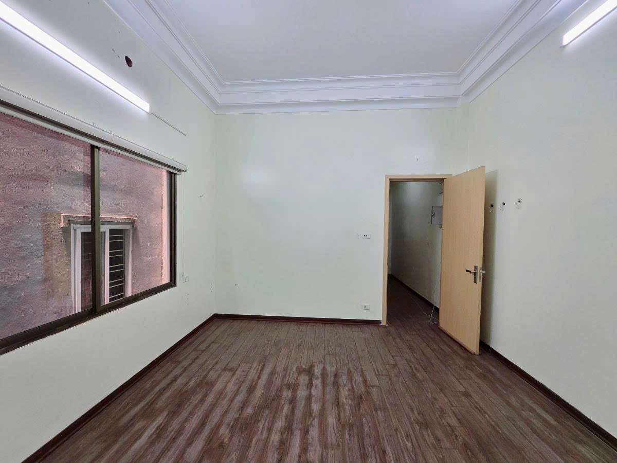 BÁN NHÀ PHÂN LÔ BÀN CỜ  – GARA – Ô TÔ ĐỖ CUẲ – GẦN HỒ TÂY - 35M2*5T 3