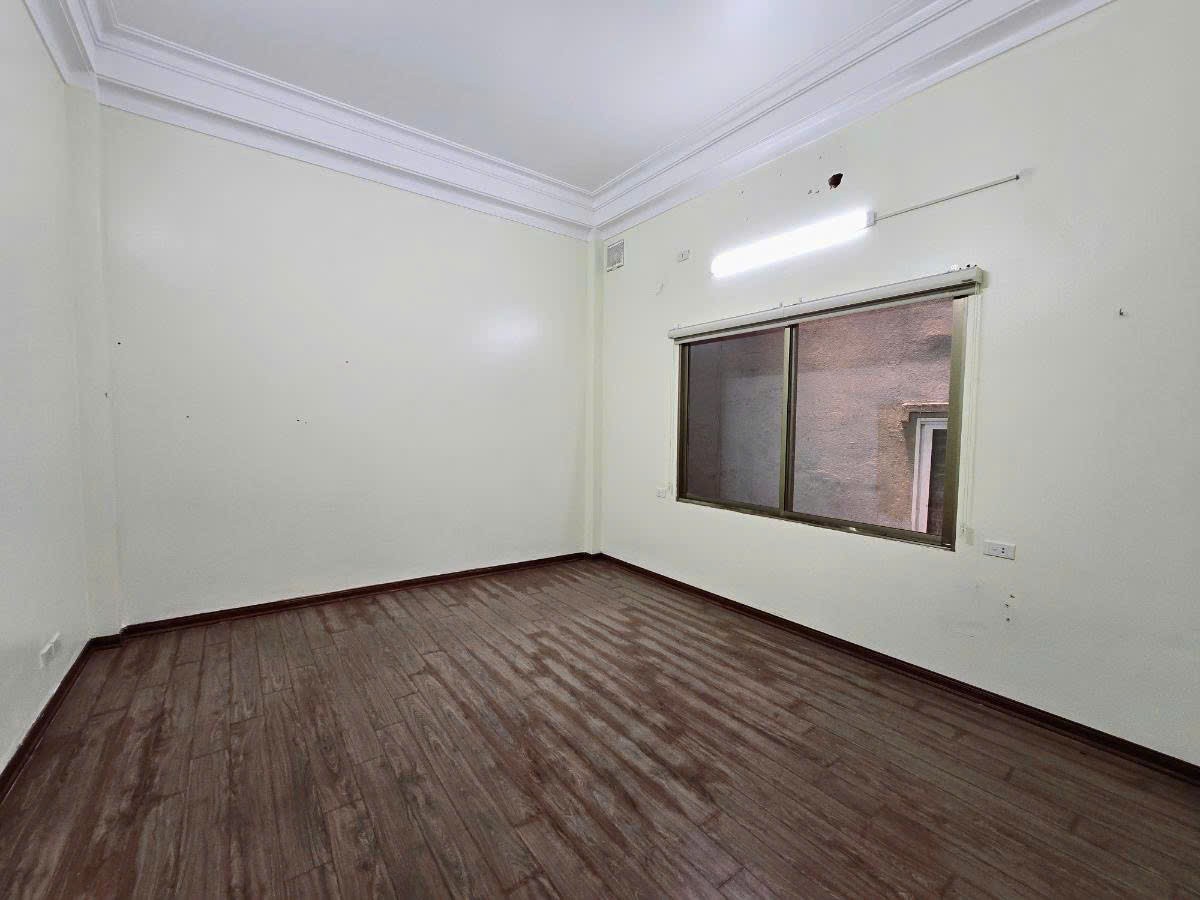 PHÂN LÔ ĐỖ QUANG -KINH DOANH ĐỈNH - O TÔ TRÁNH - VỈA HÈ RỘNG - 40M2* 5T 5