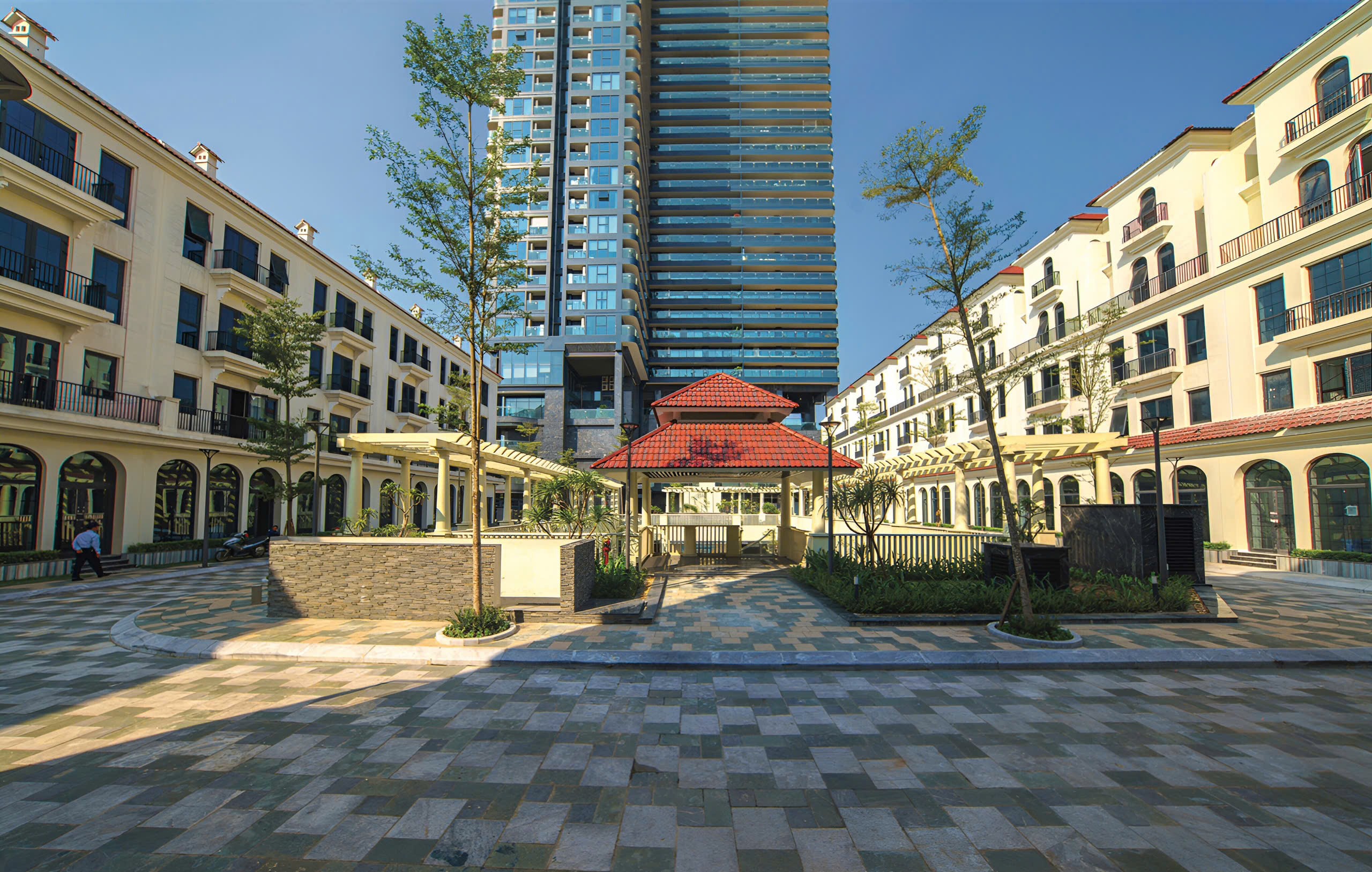 BÁN SHOPHOUSE 5 TẦNG SUNSHINE GOLDEN RIVER TÂY HỒ – 96M2, GIÁ 44 TỶ (CÓ HẦM) – VỊ TRÍ VÀNG, 2