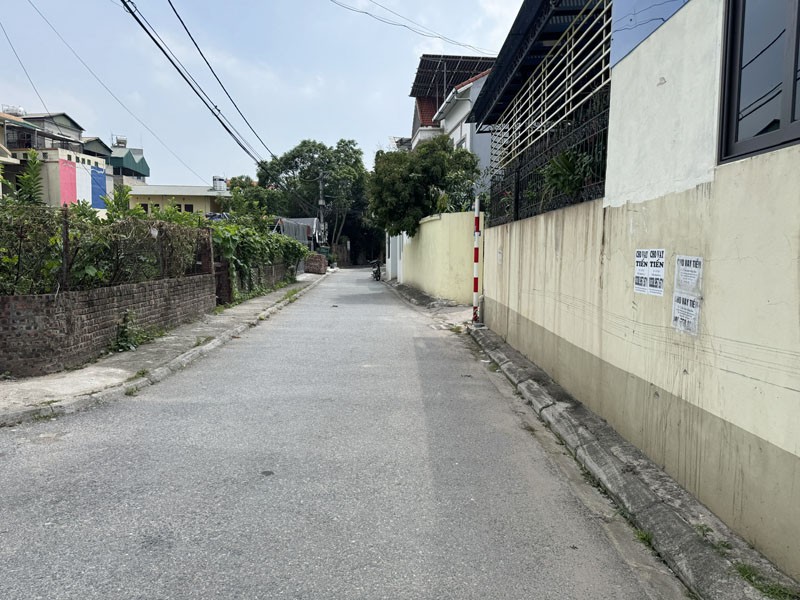 Bán Lô Góc - Đất Đông Dư 247m2 - Vị trí đẹp, gần trường chợ, không khí trong lành 4