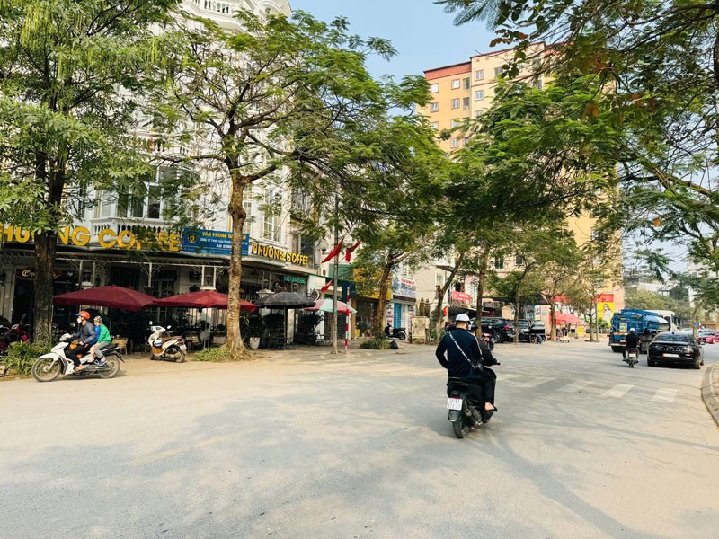 Đầu Tư Sinh Lời: Nhà 5 Tầng 100m2 Phúc Lợi, Kinh Doanh Sầm Uất, Gần Trường Học 2
