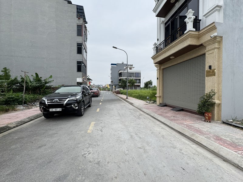 Đất Cự Khối Long Biên 79,8m2 - Hạ tầng đẹp, tiện ích đầy đủ, tiềm năng tăng giá cao, sổ đỏ sẵn 2