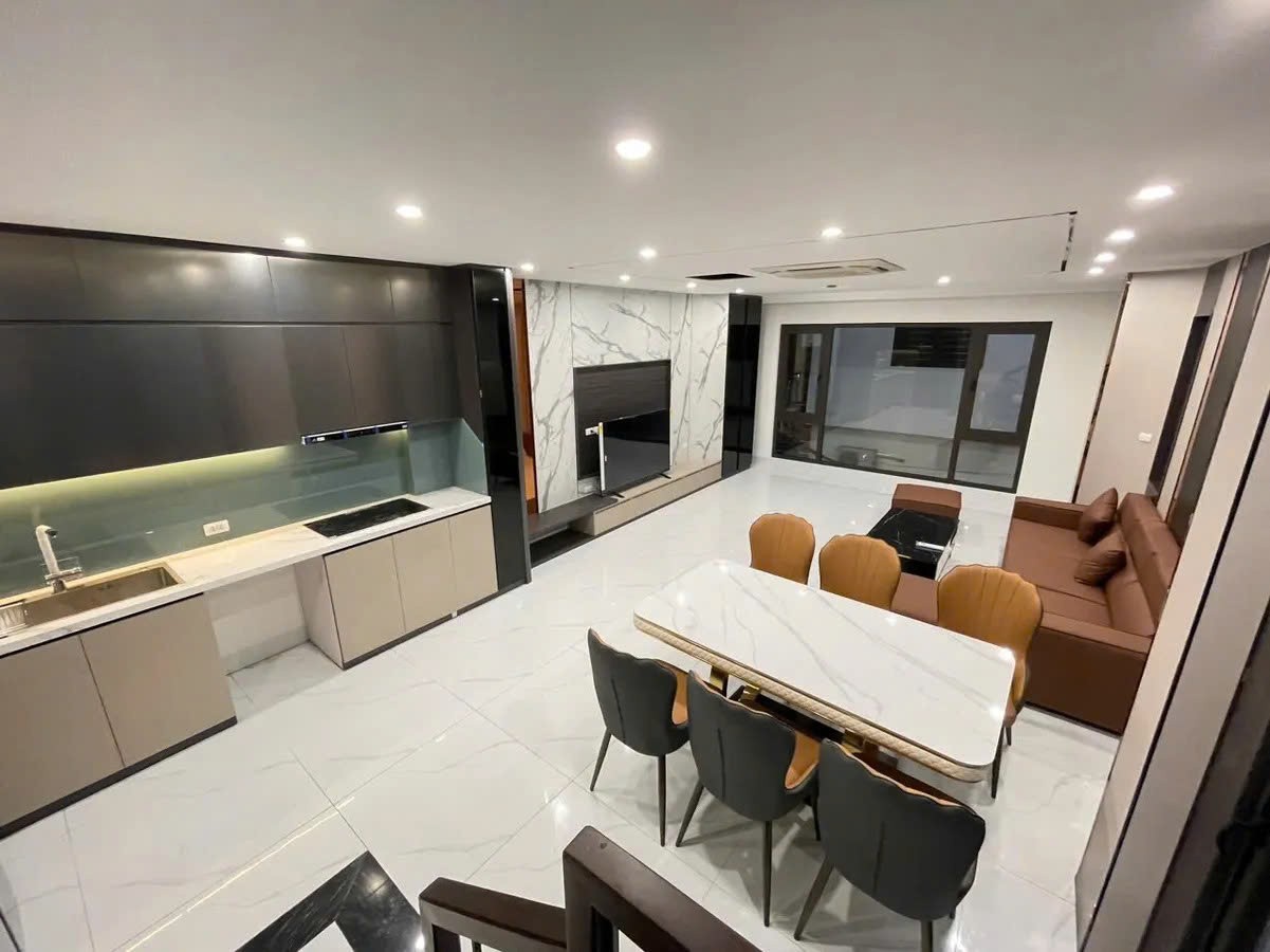 SIÊU PHẨM PHÂN LÔ Ô TÔ VÀO NHÀ Ngọc Thụy 52m2 X 6 tầng, mặt tiền 4.7m, 13.8 tỷ Long Biên. 4