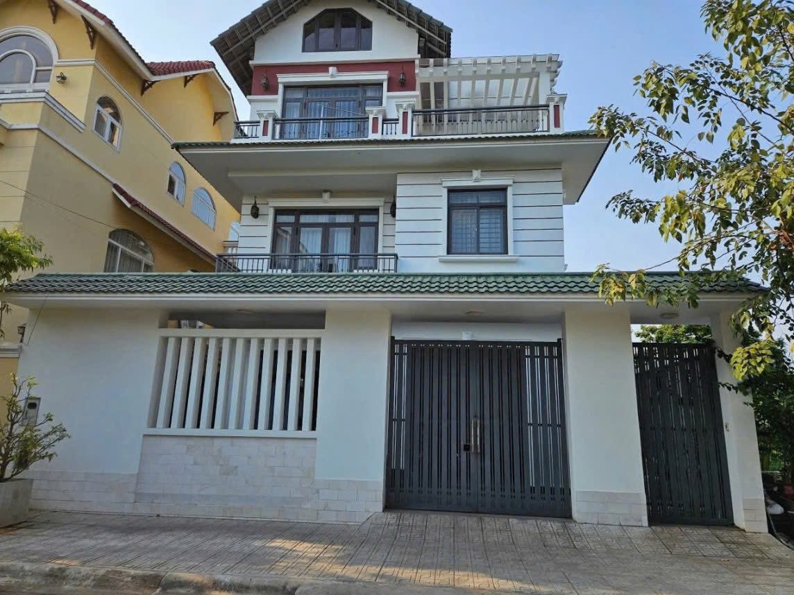 Cho thuê Nhà mặt tiền Phường Phước Long B, Quận 9, Diện tích 217m², Giá 026 Triệu/tháng 3