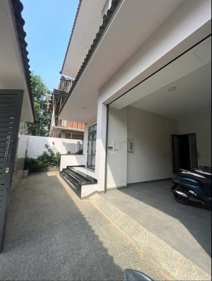Cho thuê Nhà mặt tiền Phường Phước Long B, Quận 9, Diện tích 217m², Giá 026 Triệu/tháng